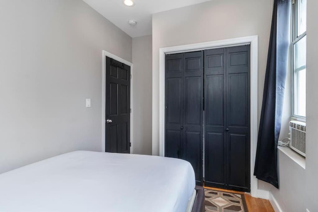 Apartment Renovated Lower East Side 2br 1ba 5 Min Walk To Soho!